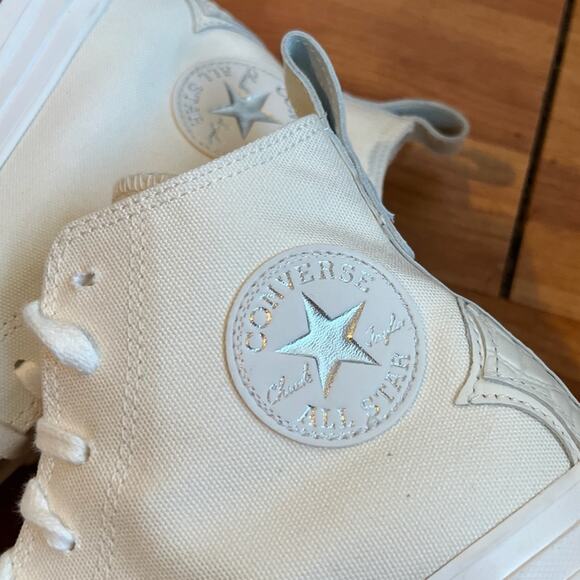 NEW Womens Size 8.5 Converse Chuck Taylor Egret High Western Embroidery Shoe - Picture 5 of 11